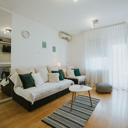 Mimika Apartman Apartment Novi Sad Luaran gambar