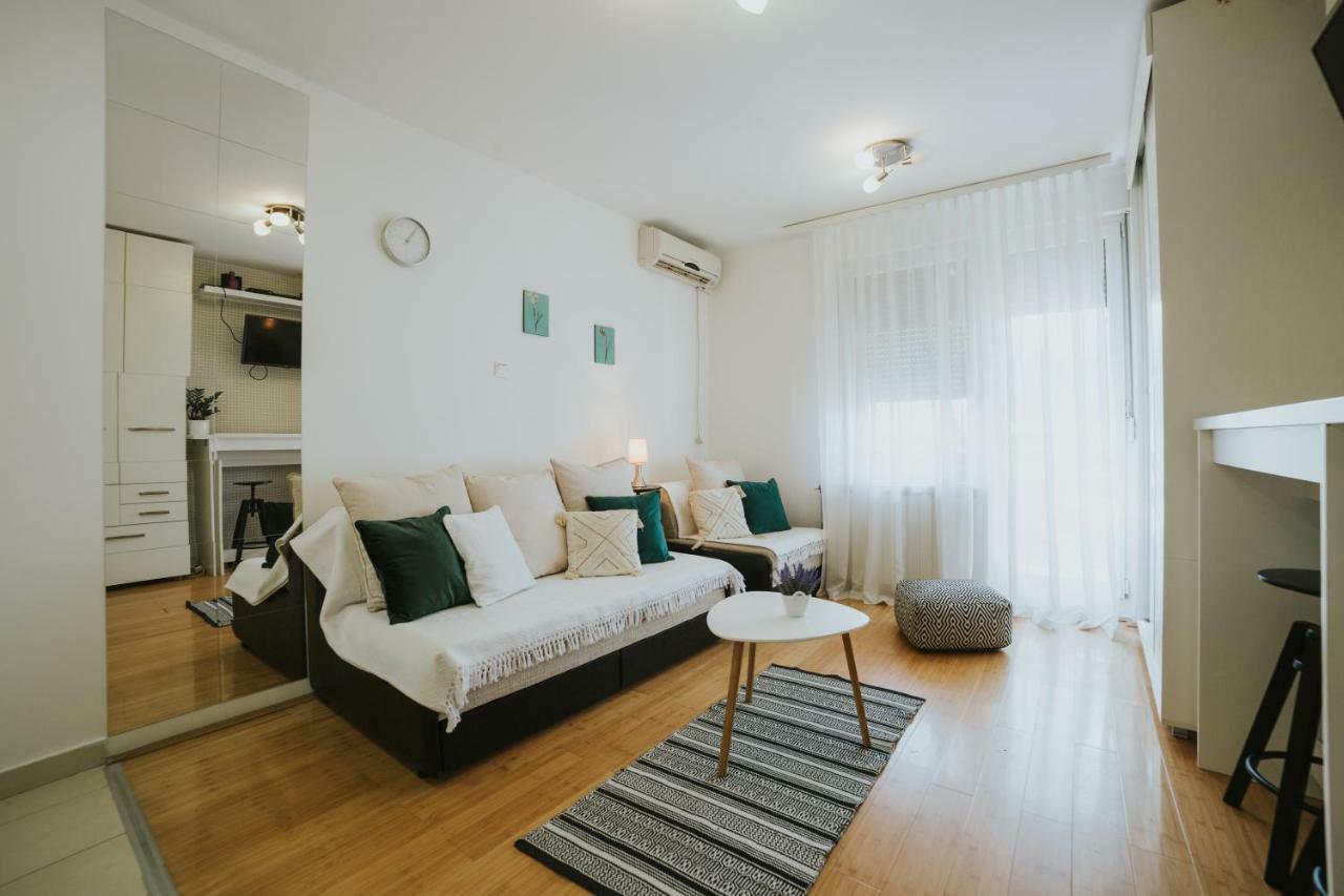 Mimika Apartman Apartment Novi Sad Luaran gambar