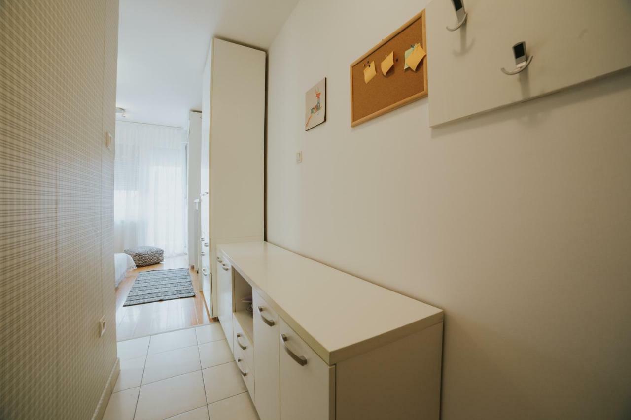 Mimika Apartman Apartment Novi Sad Luaran gambar