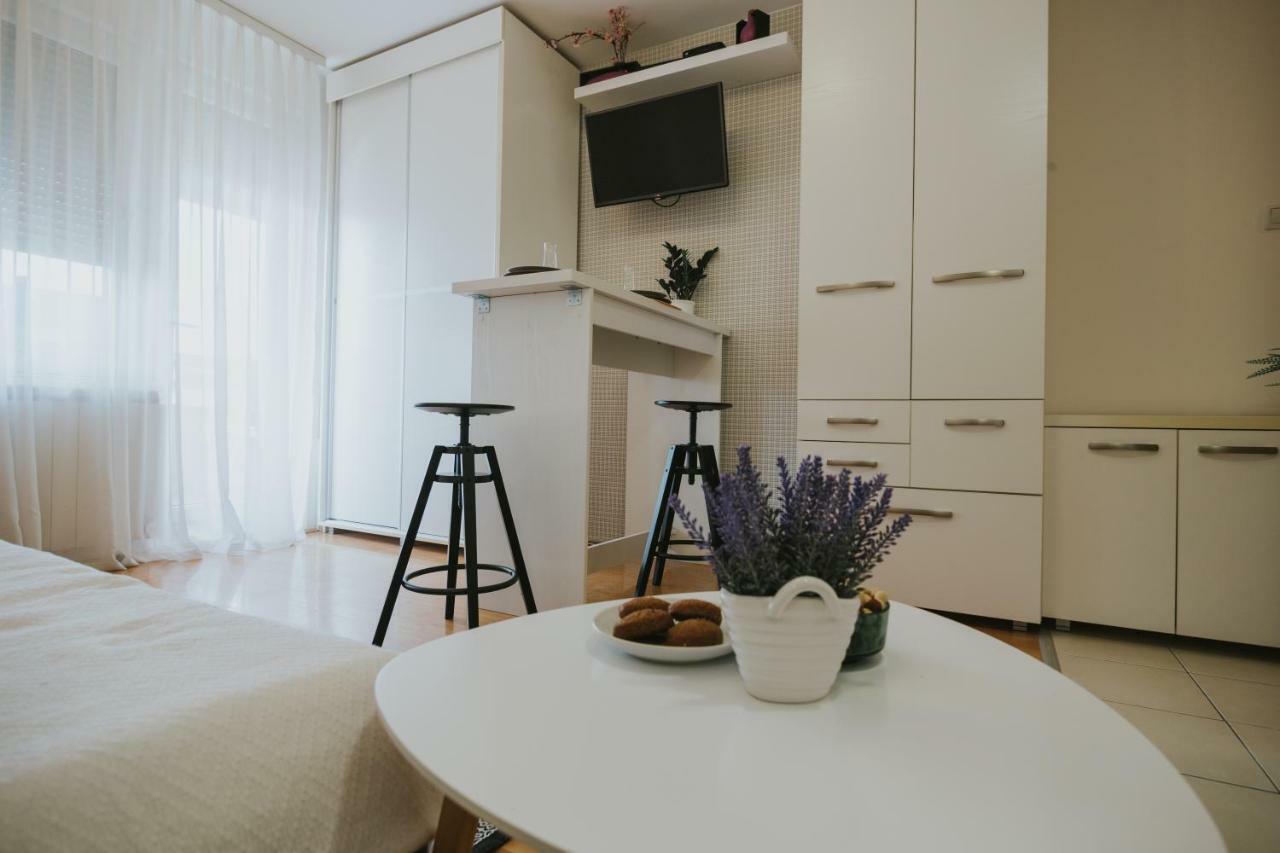 Mimika Apartman Apartment Novi Sad Luaran gambar